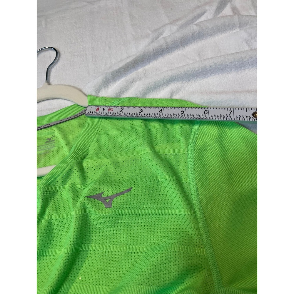 Mizuno Mens Small Breath Thermo Japan Engineered Running Shirt Lime Green V-Neck - Picture 9 of 13